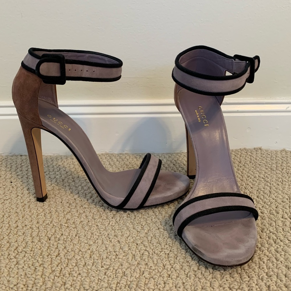 Gucci lavender and mauve sandals